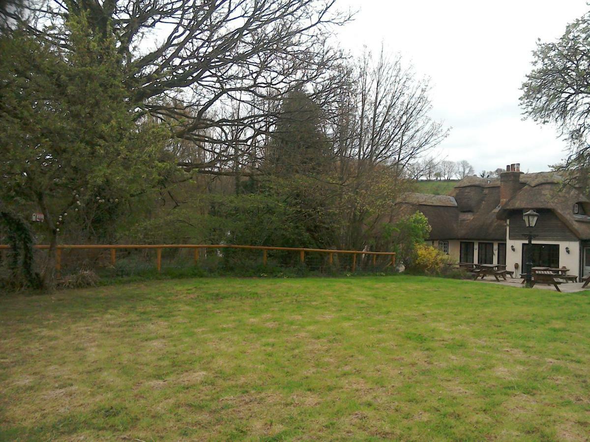 The Crown Inn Alvediston Экстерьер фото