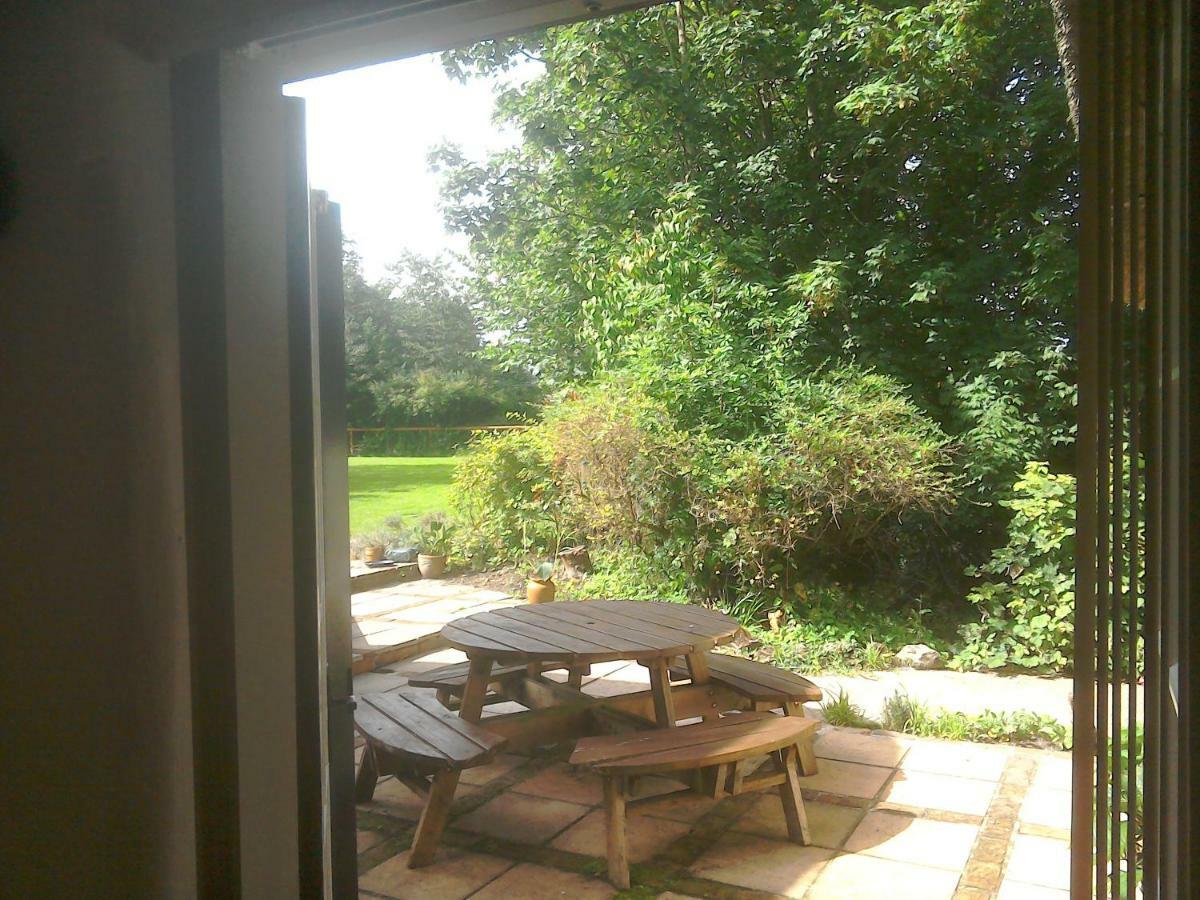 The Crown Inn Alvediston Экстерьер фото